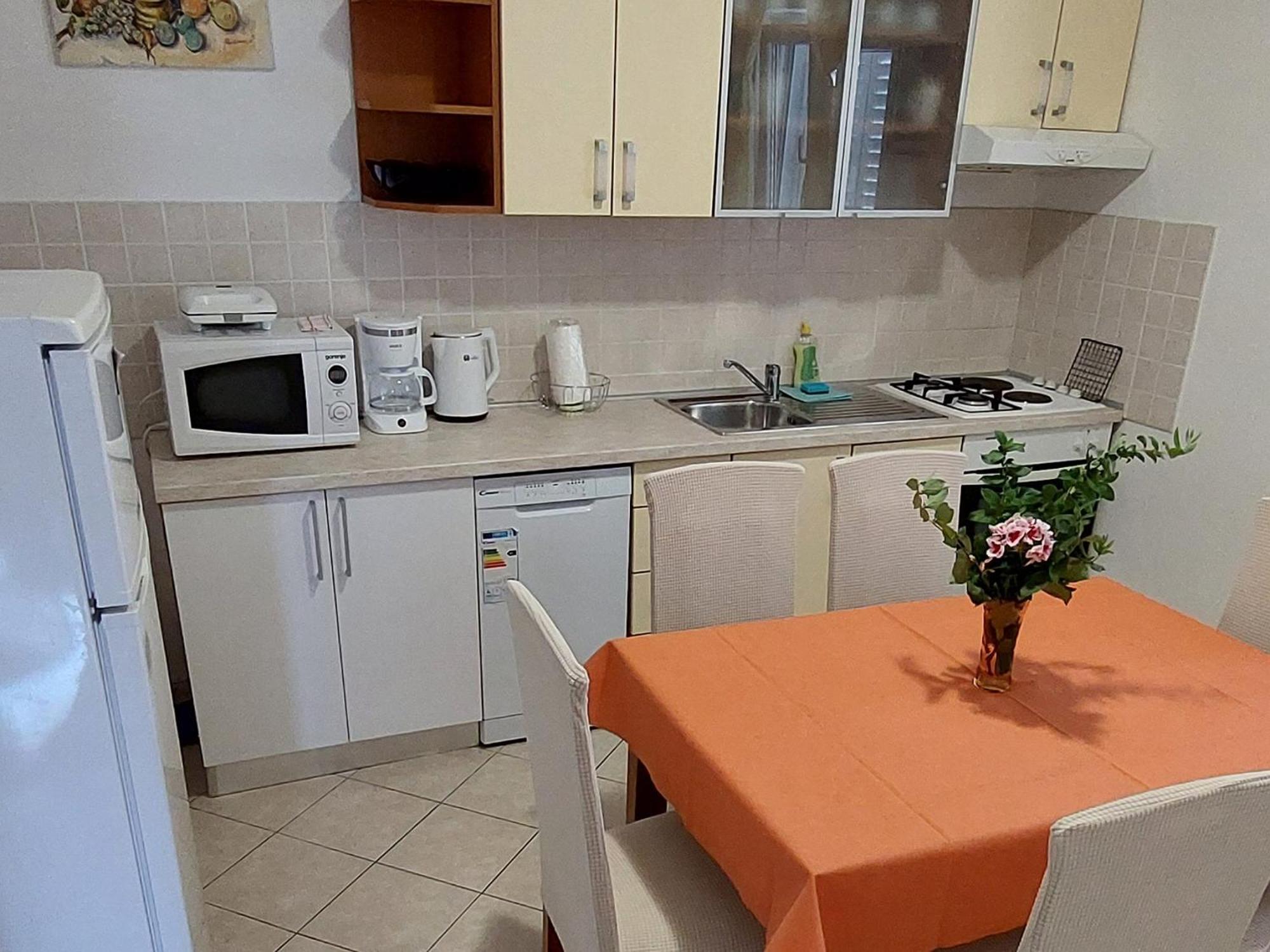 Apartmani Sonja Makarska Ngoại thất bức ảnh