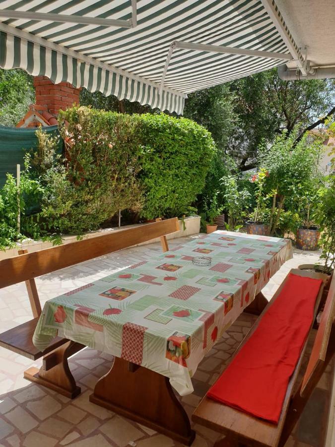 Apartmani Sonja Makarska Ngoại thất bức ảnh